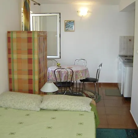 Vn Apartment Brist